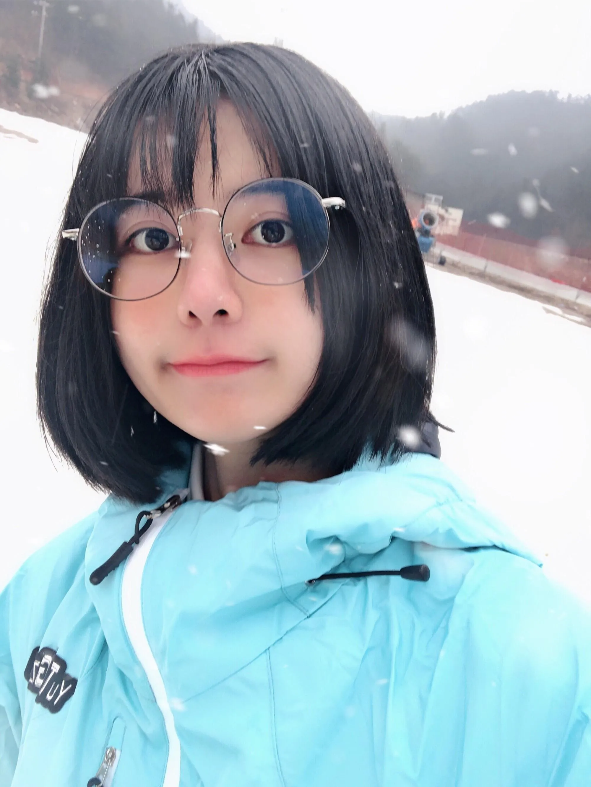 眼酱大魔王w – NO.008 各种杂图合集 [3.15GB]-眼眼朋友圈与一些脸照 [47P]插图